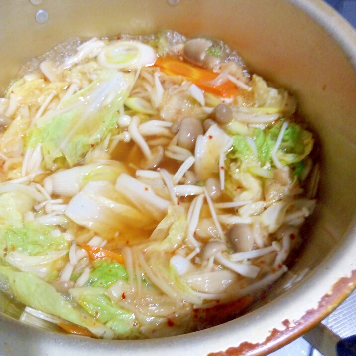 キムチワンタンスープ